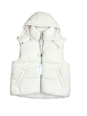 American Eagle Off-White Puffer Vest with Hood
